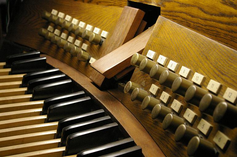 038 - Console.JPG